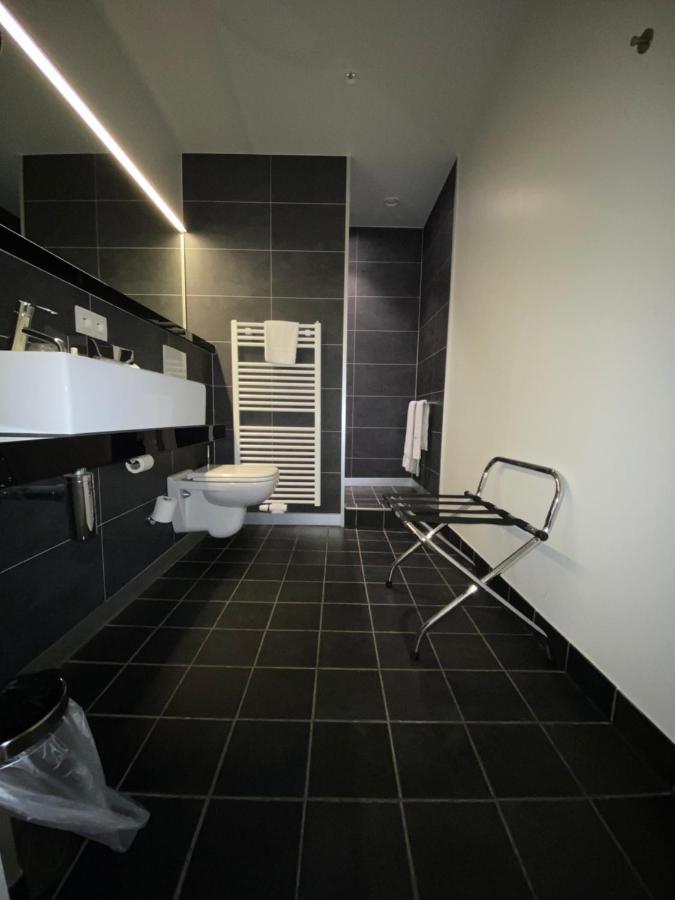 Budget Single Room,1005027676:JPEG